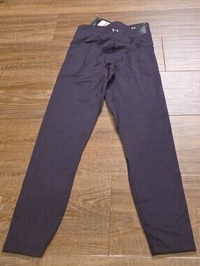 NWT Under Armour Purple Leggings Women's Size XS Fitted High Rise Ankle Leggings